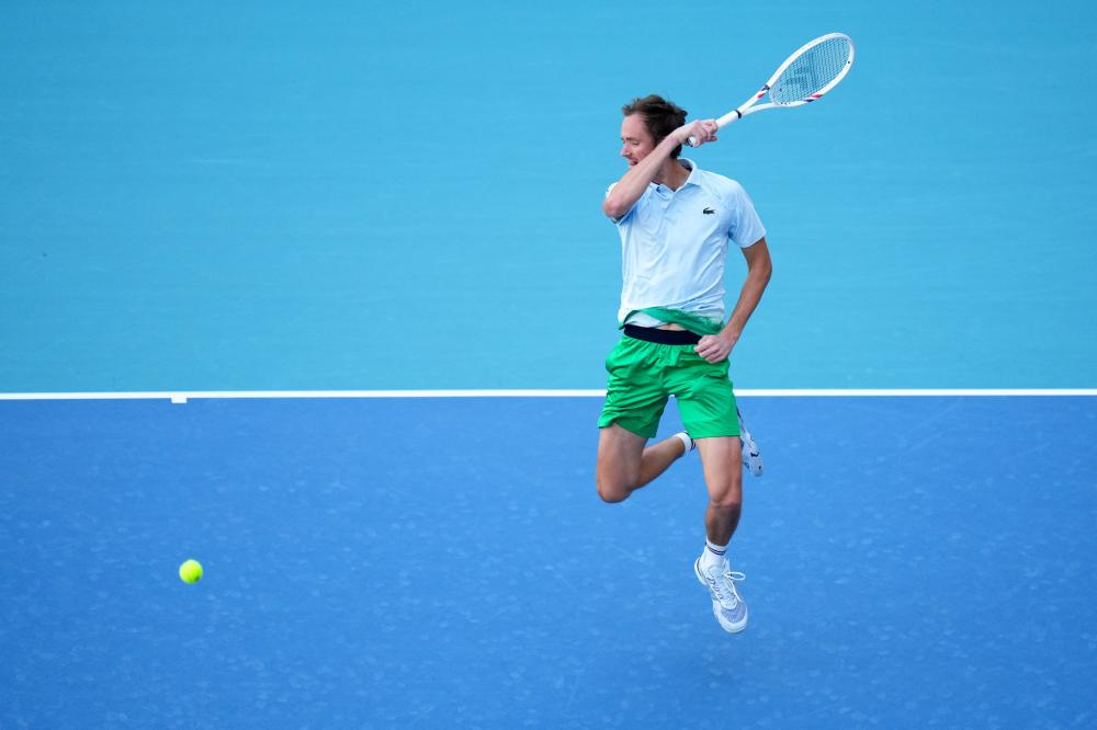 专访｜美国把关税当“武器”终将遭到反噬——访比中经贸委员会主席贝尔纳·德威特.